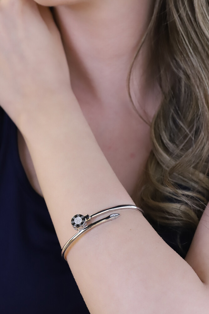 925 Ayar Gümüş Rodyumlu Cartier Çivi Model Taşlı Kelepçe Bileklik - 2